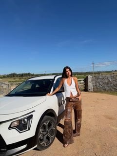 Zaira Nara feet photo thumbnail