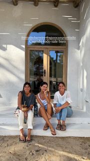 Zaira Nara feet photo 18