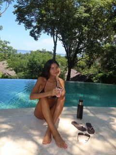 Zaira Nara feet photo 10