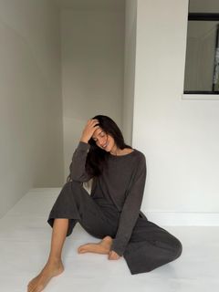 Zaira Nara feet photo 18