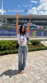 Zaira Nara feet photo 15