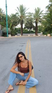 Zaira Nara feet photo 18