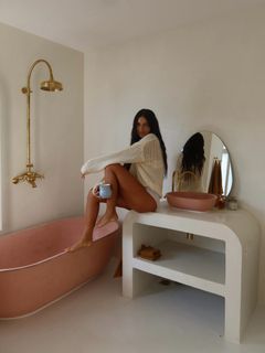 Zaira Nara feet photo 4
