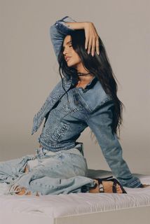 Zaira Nara feet photo 19