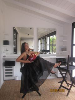 Zaira Nara feet photo 9