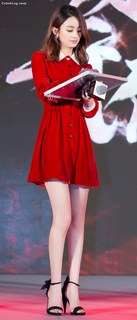 Zanilia Zhao feet photo 14