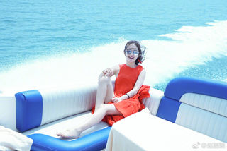 Zanilia Zhao feet photo 10