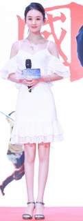 Zanilia Zhao feet photo 2