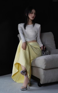 Zanilia Zhao feet photo 8