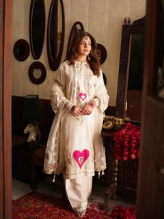 Zara Abbas feet photo 6