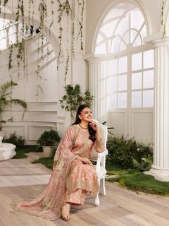 Zara Abbas feet photo 1