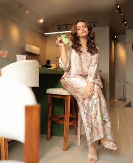 Zara Abbas feet photo 18