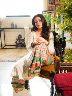 Zara Abbas feet photo 1