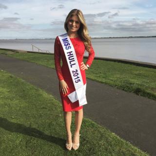 Zara Holland feet photo 20