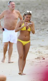 Zara Holland feet photo 20