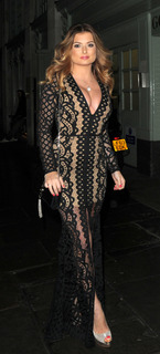 Zara Holland feet photo 2