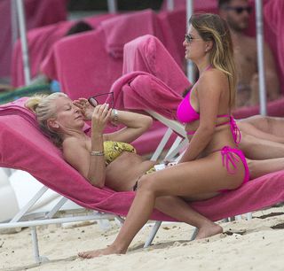 Zara Holland feet photo 17