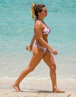 Zara Holland feet photo 13