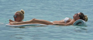 Zara Holland feet photo 7