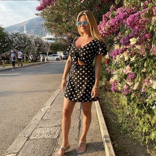 Zara Holland feet photo 9