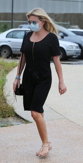 Zara Holland feet photo 6
