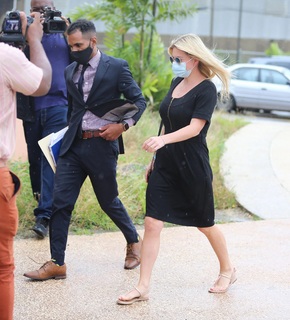 Zara Holland feet photo 4