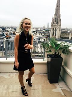 Zara Larsson feet photo thumbnail