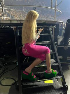 Zara Larsson feet photo 18