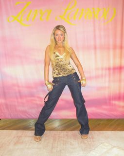 Zara Larsson feet photo 19