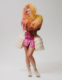 Zara Larsson feet photo 6
