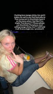 Zara Larsson feet photo 1