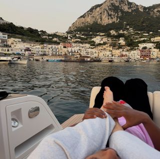 Zara Larsson feet photo 3