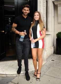 Zara McDermott feet photo 16