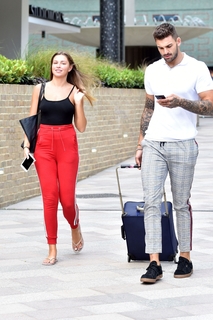 Zara McDermott feet photo 6