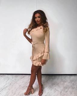 Zara McDermott feet photo 18