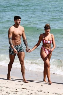 Zara McDermott feet photo 18