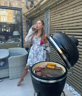 Zara McDermott feet photo 9