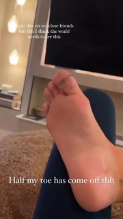 Zara McDermott feet photo 12