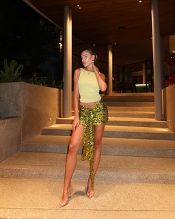 Zara McDermott feet photo 8