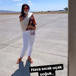 Zara Yilmaz feet photo 10