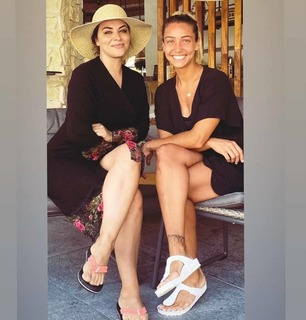 Zara Yilmaz feet photo 2