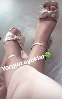Zara Yilmaz feet photo 5