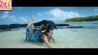 Zareen Khan feet photo thumbnail