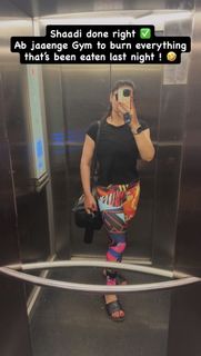 Zareen Khan feet photo 15