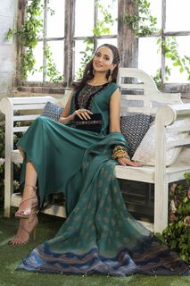 Zarnish feet photo 7