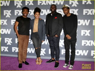 Zazie Beetz feet photo thumbnail