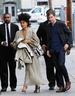 Zazie Beetz feet photo thumbnail