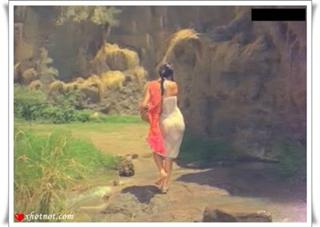 Zeenat Aman feet photo 1