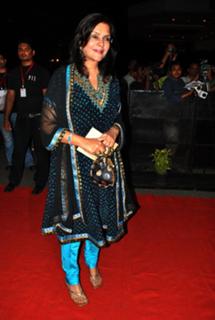 Zeenat Aman feet photo 2