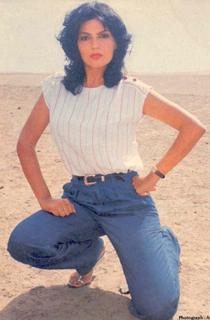 Zeenat Aman feet photo 14